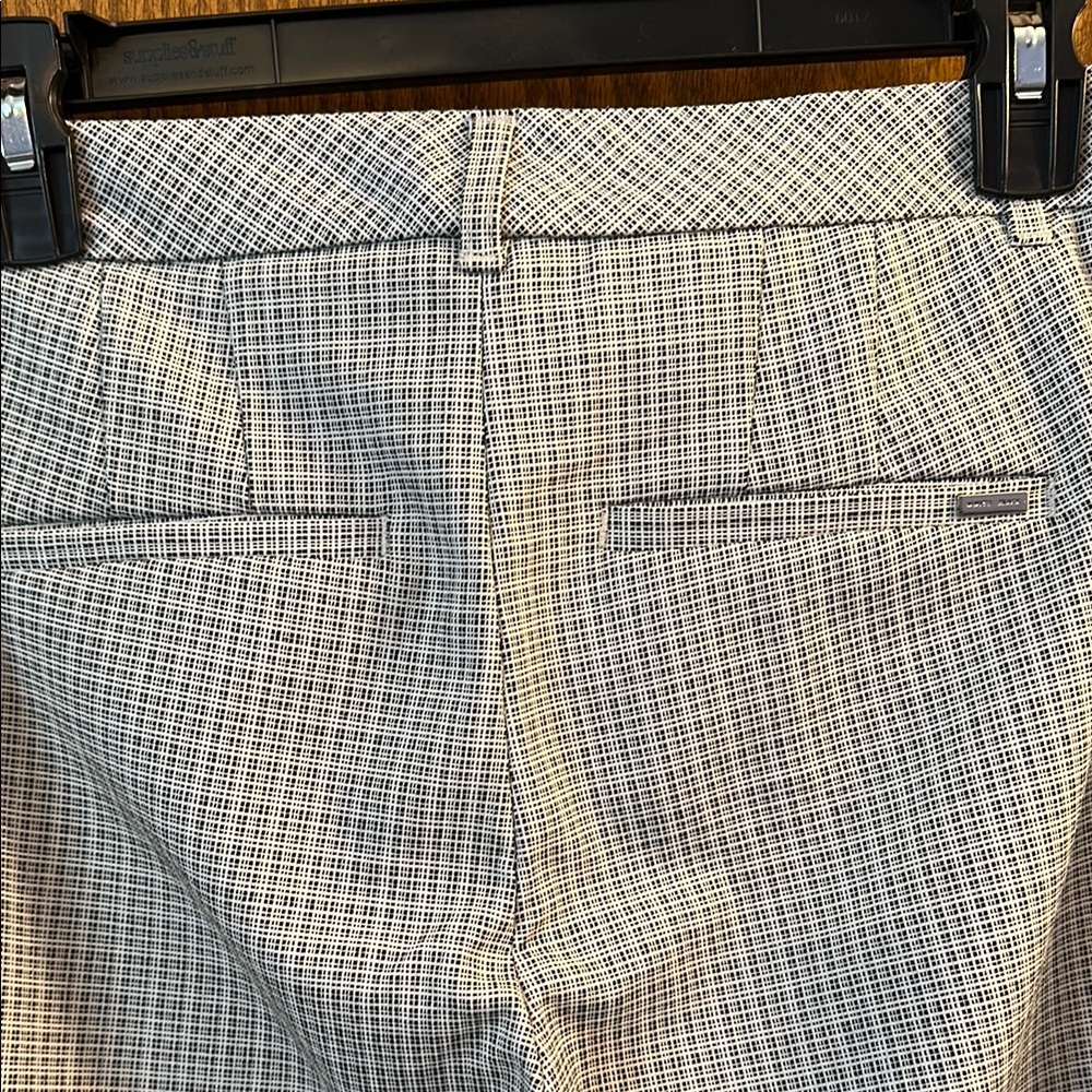 White House Black Market Checkered The Slim Cropped Pants size 4. - Picture 7 of 10